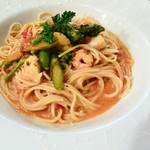 ルイジアナママ -  ホタテ貝柱とエビのトマトクリーム