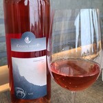 レヴォ - お酒②カナタ・ワイナリー・ウミ・ロゼ・カベルネ・フラン2023(ロゼワイン、富山)
      葡萄品種:カベルネ・フラン100%