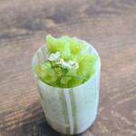 レヴォ - ⑱ベビーキウイフルーツ(富山県氷見産)&燻製ミルクアイスクリーム、キウイフルーツ&シャンパーニュのシャーベット掛け