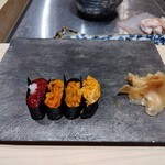 銀座のみこ寿司 - 筋子、うに3種