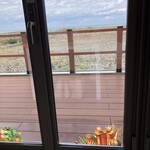 海辺のテーブルエッグ - 冬の日本海