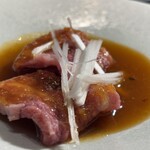 배고파  - ツラミ刺し