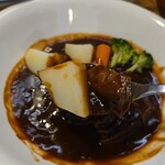 キッチン ブルー グローブ - 牛タンとポテト