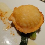 onda - 帆立貝のアンクルート　ブールブランソース
      