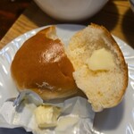 キッチン ブルー グローブ - 残りのロールパン