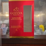 キッチン ブルー グローブ - ゴディバの箱は、クリスマス用のチョコでした