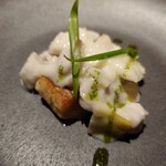 onda - 平目のポワレ　ポワローのクリームソース
      