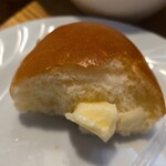 キッチン ブルー グローブ - 最後のロールパン