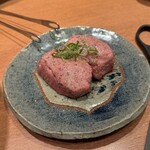 炭火焼肉　仁 - 