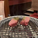 炭火焼肉　仁 - 