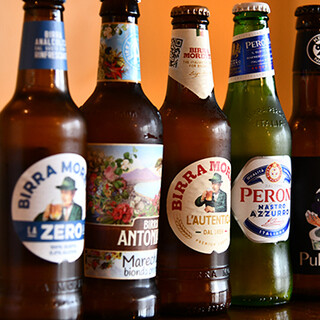 ピザにぴったりのイタリア産クラフトビールや人気のアペロールも