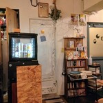 CURRY BAR CAFE 三月の水 - 店内