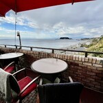 アマルフィイ デラセーラ - 江ノ島と晴れている日は富士山が見えます