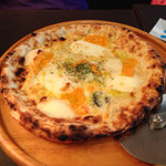 PaPiCo - クアトロフォルマッジオ(四種のチーズのピザ)