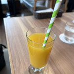 サラベス 名古屋店 - マンゴージュース