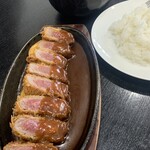 えいすけ - ライス、サラダ付き