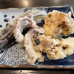 讃岐饂飩 恩家 - てんはイカゲソ、舞茸、茄子