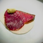 蒼 - もちもちとして脂の乗った戻り鰹。皮の美味しさよ!!! 世界一美味しい皮と確信する。