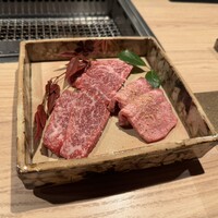 八面六秘 - 