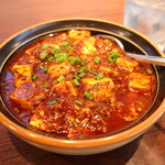 四川料理 品品香 - 麻婆豆腐　880円