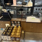 かつ丼多勝 - ドレッシングなども販売されている