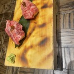 神戸牛焼肉&生タン料理 舌賛 - 