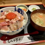 しんのすけ - 上海鮮丼(大)