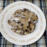 ブーランジェリー スドウ - ナッツとドライフルーツたっぷり！！