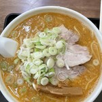 自家製麺 麺屋 虎治 - 味噌ラーメン大盛り