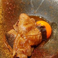 焼肉エクセレント 銀座店 - トリュフのバランスが悪い方で、こちらは見えてる分しかありませんでした。