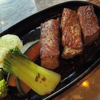 渓谷のレストラン ステーキよし乃 - 
