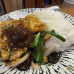 麺飯食堂 なかじま - 玉子キクラゲ炒め丼
      2024年12月26日