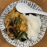 麺飯食堂 なかじま - 玉子キクラゲ炒め丼
      2024年12月26日