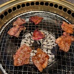 米沢牛・焼肉 さかの - 調理中！