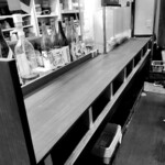 おちょこ - 立食いスペースです