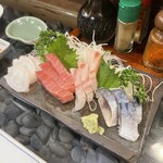 飲み食い処 幸村 - 刺身の盛り合わせ