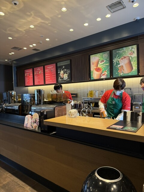 STARBUCKS Toyonaka Romanchikku Gaido Ten photo 4