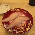 回転寿しトリトン 旭神店 - 熊本県産寒ぶり¥396