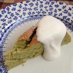 ナチュラルカフェ＆レストラン 風の穂・麦の香  - 追加ランチケーキ（抹茶スフレチーズ）