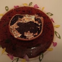 フィリップ・ミル 東京 - 黒トリュフのフィユテ