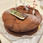 パティスリー ヴァンブラン - 少し明るめに写ってます。