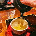茶館きっかわ 嘉門亭 - 二番茶は蒸さずにすぐ淹れます