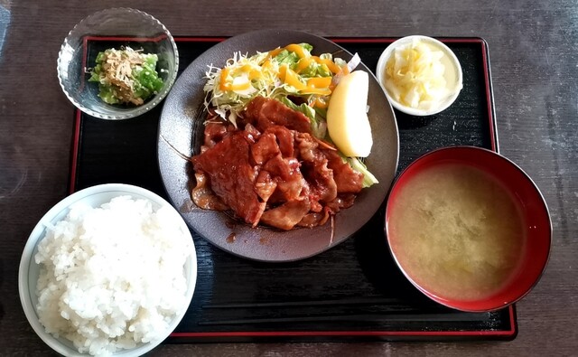 笑福 - 花水坂（食堂）の写真