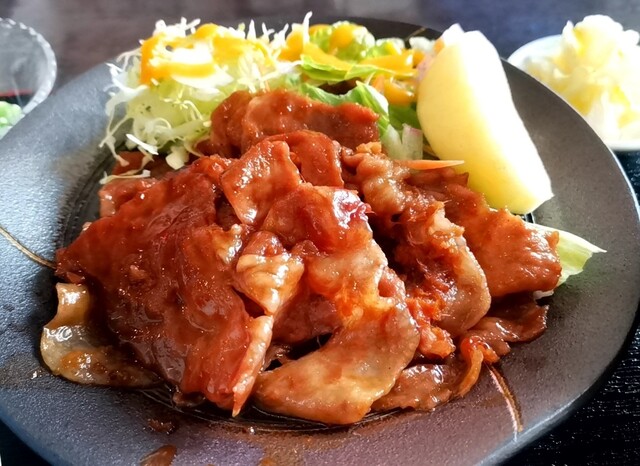 笑福 - 花水坂（食堂）の写真