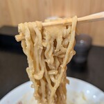 食堂 はせ川 - 中太麺が味噌だれに絡む