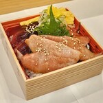 築地すし 竹若 - 本マグロ漬け丼