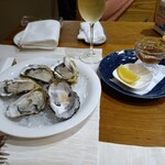 ノルマンディー - 生牡蠣(1個たべました)
