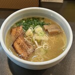 らーめん まぜそば てっぺん - 