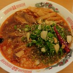 ごはん処 藤井堂 - 赤の尾道ラーメン (税込)880円 ※角度を変えて(2024.12.26)