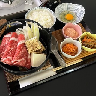 厳選牛を使用したすき焼き御膳